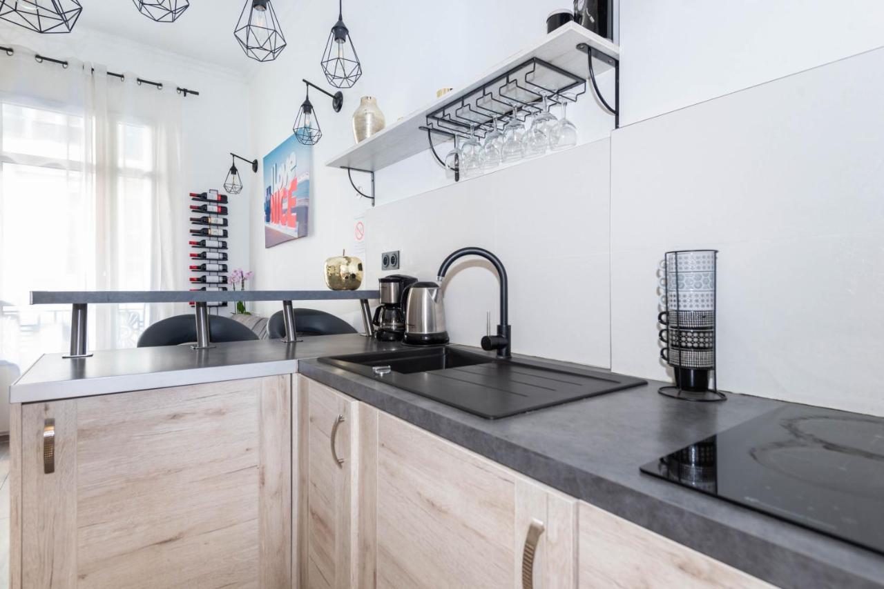 Centre Flat - Modern, Quiet And Brand New * Nice